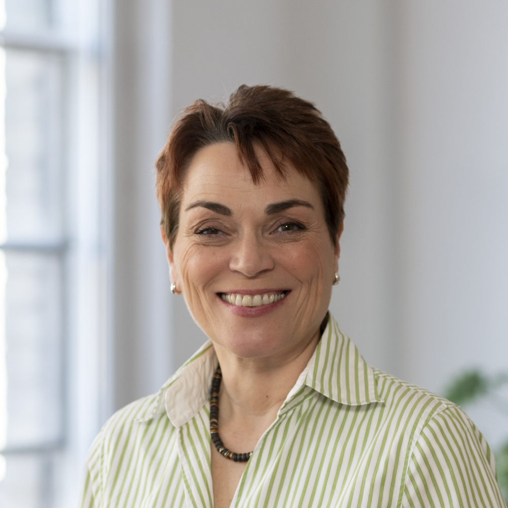 Claudia Jung